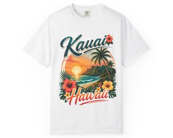 Kauai Hawaii Sunset Beach Scene T-Shirt | Tropical Palm Floral Vintage
