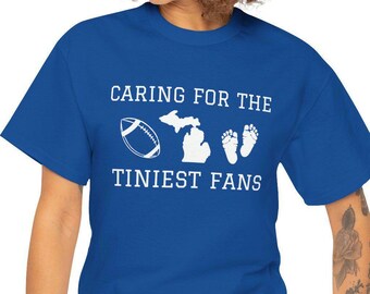 Camiseta de enfermeira de Michigan: Cuidando dos menores fãs