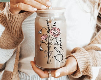 Personalized Birth Flower Coffee Glass Flower Tumbler With Name Birthflower Iced Coffee Cup Sipper Glass Gifts for Her Bridesmaid Proposal