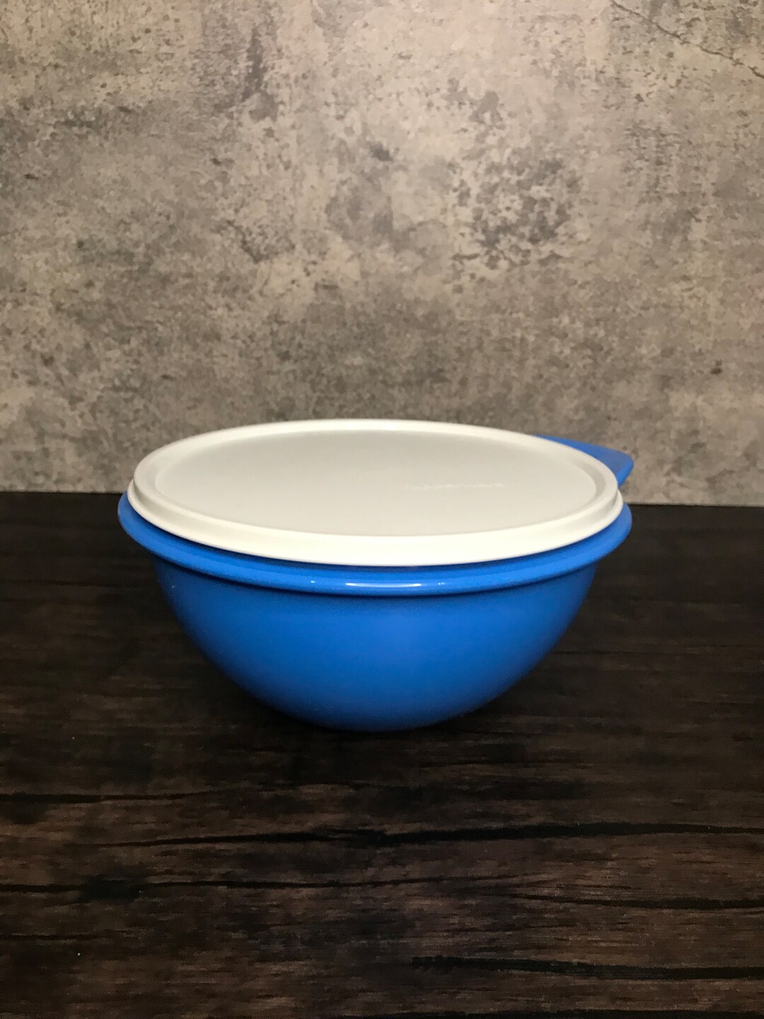 Vintage Tupperware Thatsa Bowl 1.4 L, 6 Cups Blue, Easyto Remove