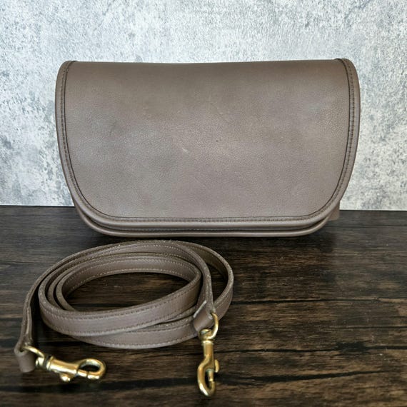 ★海外限定★【COACH】HR PRL HP ERNG LD99 Vintage Coach | Ritchie Bag | 9937 | Black - Etsy