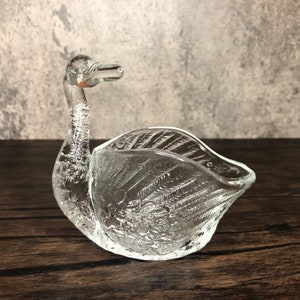 Vintage Clear Pressed Glass Swan Bird Trinket Nut Candy Ring Jewelry Dish Salt Cellar Dish Bowl Tabletop Curio Dining Display Decor.