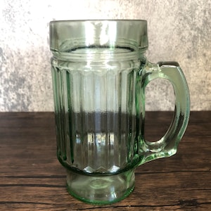 Single Replacement, Anchor Hocking Light Pale Green Line Lites Style Ribbed And Stackable Soda Beer Lemonade Drinking Glasses Mugs, 1930s