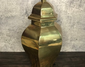 Vintage MCM Chic Solid Brass Heavy Hexagon Ginger Jar Urn Footed with Finial Lid, 1950&#39;s. Made in China.