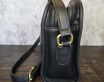 Vintage Coach Metropolis Crossbody Bag: Navy Cowhide Leather, 90s