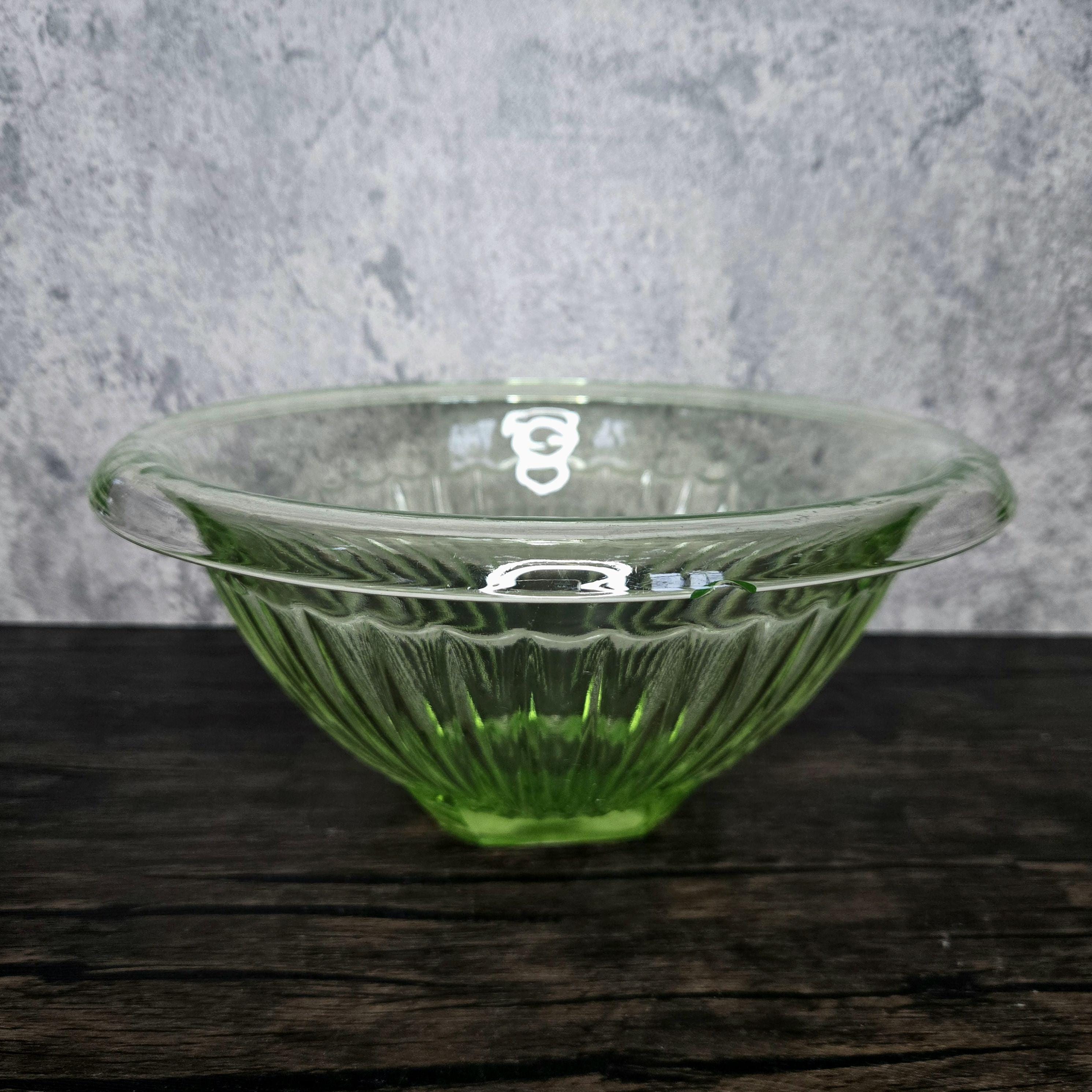 アンティーク ヘーゼル アトラス ウラン ワセリン グリーン