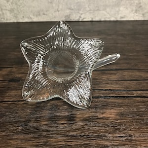 Vintage Handblown Clear Glass Lily Vase: MCM Art Glass