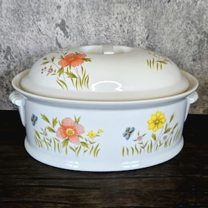 Vintage Andrea by Sadek Floral Lidded Casserole Dish