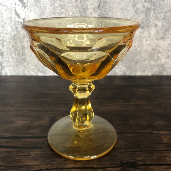 Single Replacement. Vintage Imperial Glass Old Williamsburg Yellow Paneled Pedestal Champagne Sherbet Gelato Ice Cream Dessert Coupe Bowls