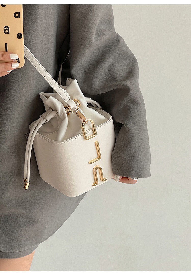 YOUI-GIFTS Women's Square Box Handbag PU Cube Crossbody Shoulder Bag  Wedding Clutch Bag Purse
