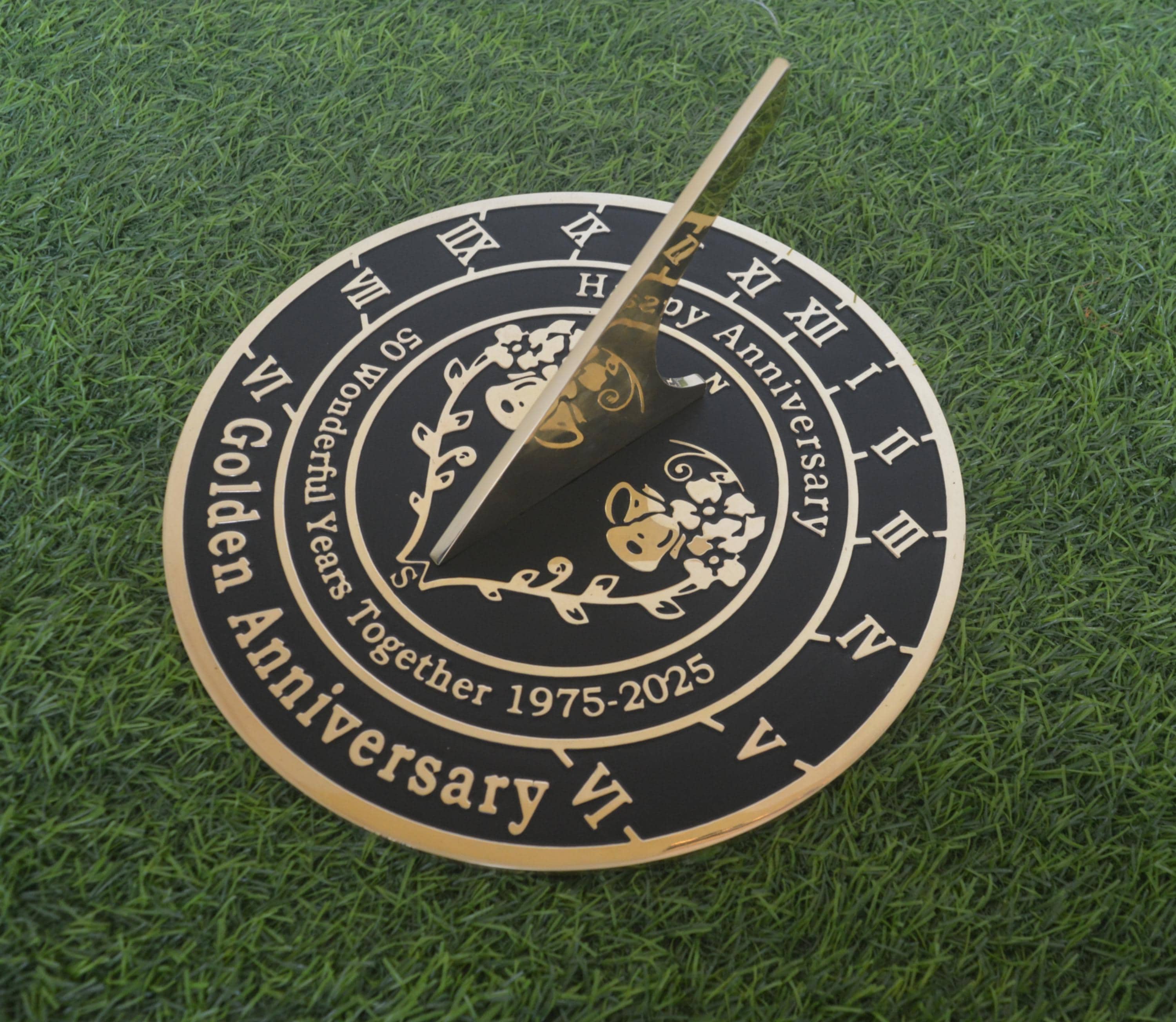 Beautiful Sunrise Sunset Decorative Garden Sundial - 8 Inch Outdoor Decor | Unique Birthday Or Couple Gift Idea
