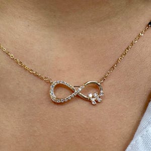 14k Solid Gold Diamant Infinity Halskette Pave Set Diamant Infinity Halskette für Frauen Einzigartige Elegante Blatt Infinity Anhänger Halskette Geschenk