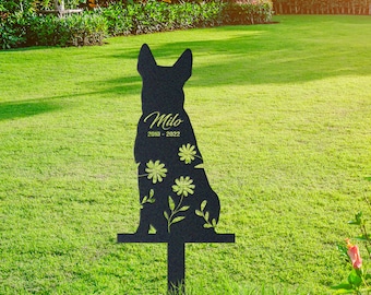 Australian Cattle Dog breed Custom Metal Stake, Garden Decor for Dog Memorial, Pet Loss Sympathy