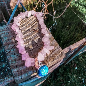 Bracelet Taureau en quartz rose – Pierre de tendresse et de sécurité – Signe astrologique – Livré avec fiche.cadeau pour elle. lithotherapie