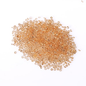 Orange Sapphire Gemstone: Faceted Round Cut, 1 Carat AAA Quality