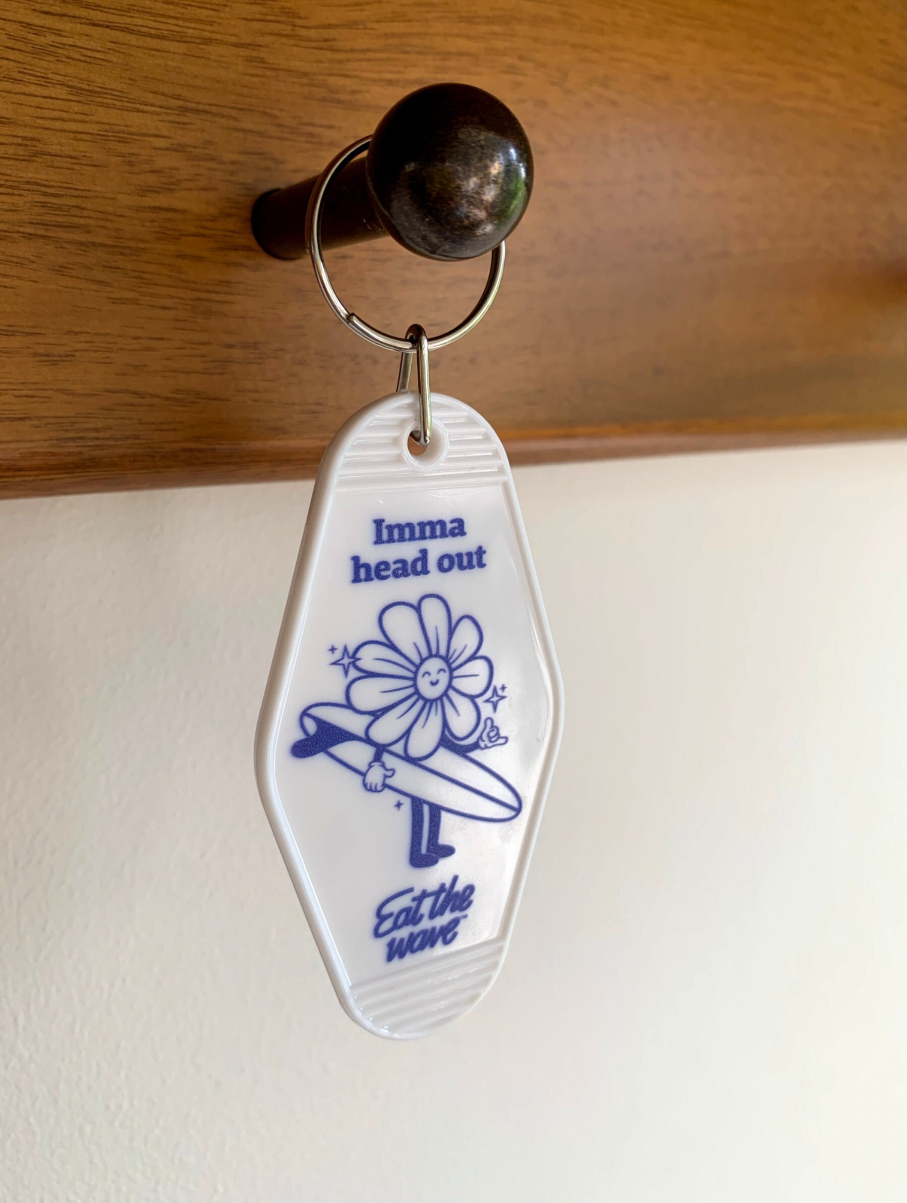 Blank Motel Keychain / Retro Hotel Key Tag / Vintage Motel Keychain /  Keychain Blank for Crafts / Gold Hardware / Bulk Keychains / Plastic