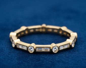 Mixed Cut Diamant Eternity Band Gold - Rund & Baguette Ehering - Minimalistischer stapelbarer Ring - Jubiläumsgeschenk für Sie