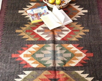Handmade Wool Jute Rug - Black Southwestern Kilim Area Rug, Handwoven Tribal Aztec Dhurrie, Dark Bohemian Neutral Rug for Living Room