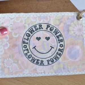 Flower Power Smiley - Postkarte aus Segel / Blumen / Smile / 70er / Karte / Gruß