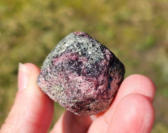 RARE Raw Biotite Garnet Stone, 58g/29mm/31mm, garnet, mica, crystal, stone, granada, garnet, Brazil MG
