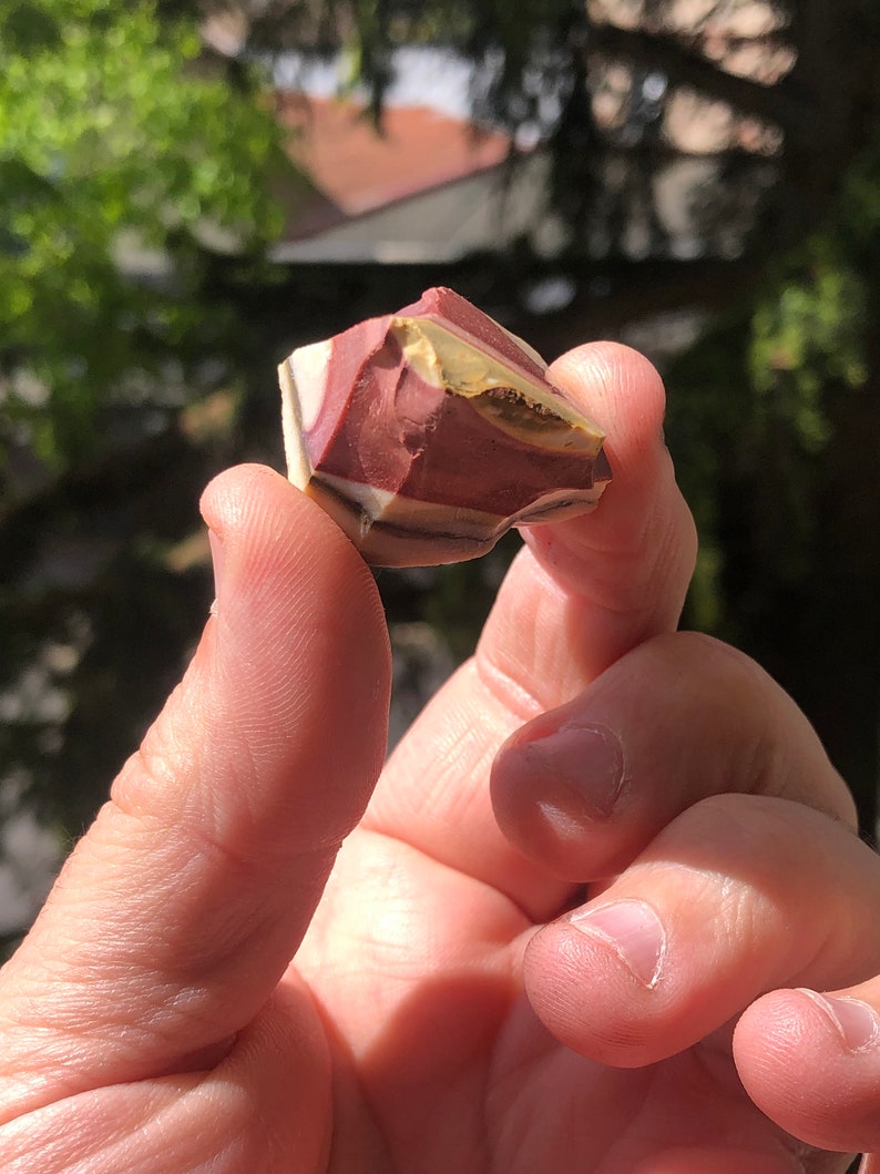 RARE raw MOKAITE JASPE stone, Mookaite, Gemstone, 31g, 24mm 35mm 27mm, mokaite stone image 5