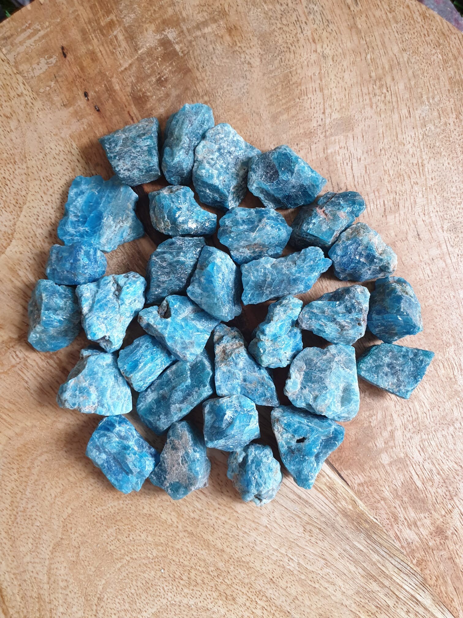 120 volete kg in stones and pounds