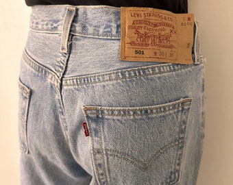 90s Vintage Levis 501 Jeans W30 L30