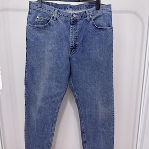 Men's Wrangler Jeans W38 L32 image 1