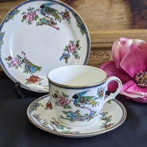Trio de porcelaines émaillées Collingwood