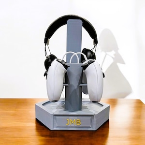 Personalised Gaming Controller, Headset Stand Docking Charging Station, Gaming Home Decor Gift, Elegant Design