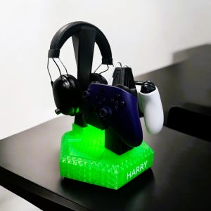 Personalised Gaming Controller, Headset Dock with LED Light – Dual Charging Stand, Organiser for console games