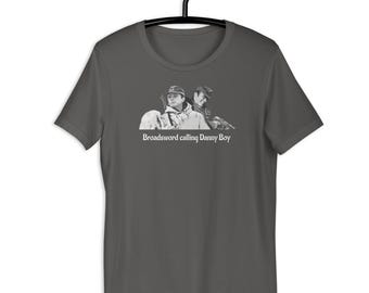 Camiseta "Donde las Águilas se Atreven" de Danny Boy con la espada ancha