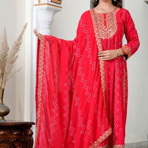 Festival wear Chickenkari Embroidered Kurti image 2