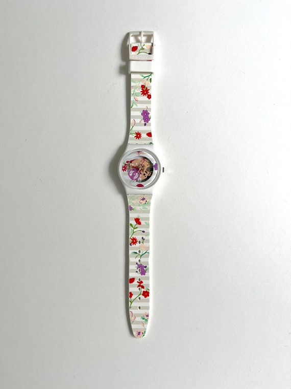 Swatch Watch  GZ290  BLOSSOMING LOVE swatch-blossoming-love-white-  main image 4