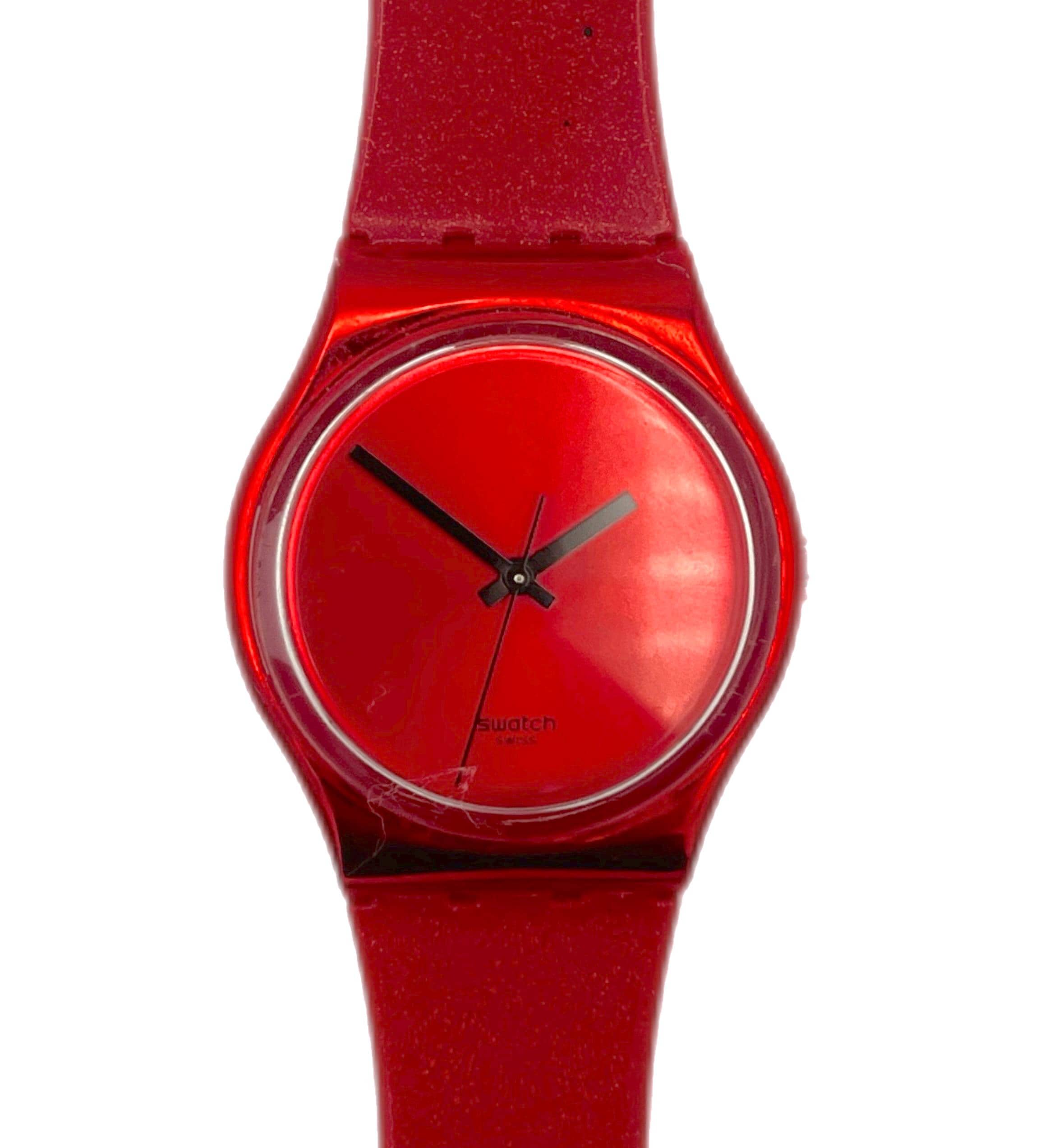 Swatch Gent INTENSE RED GR160 - excellent running condition - fresh battery installed - 34mm diameter - soft silicone strap