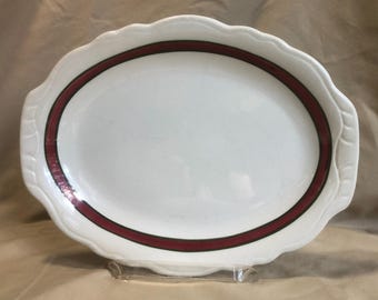 Plato ovalado vintage pintado a mano de Homer Laughlin