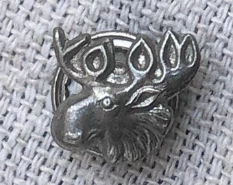 Broche antiguo de plata esterlina con cabeza de alce.