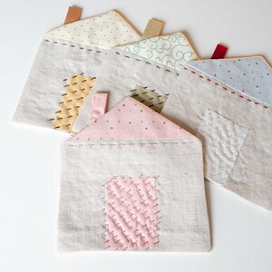 House-Shaped Cup Coaster – PDF Pattern in En Fr De with Video Tutorial