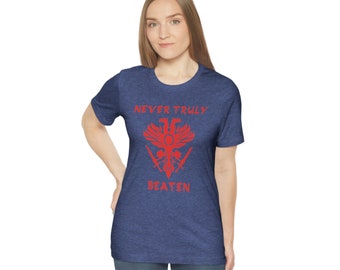 Camisa Never Beaten - Cita de Shax de The Crucible by Destiny texto de fantasía diseño personalizado manga corta