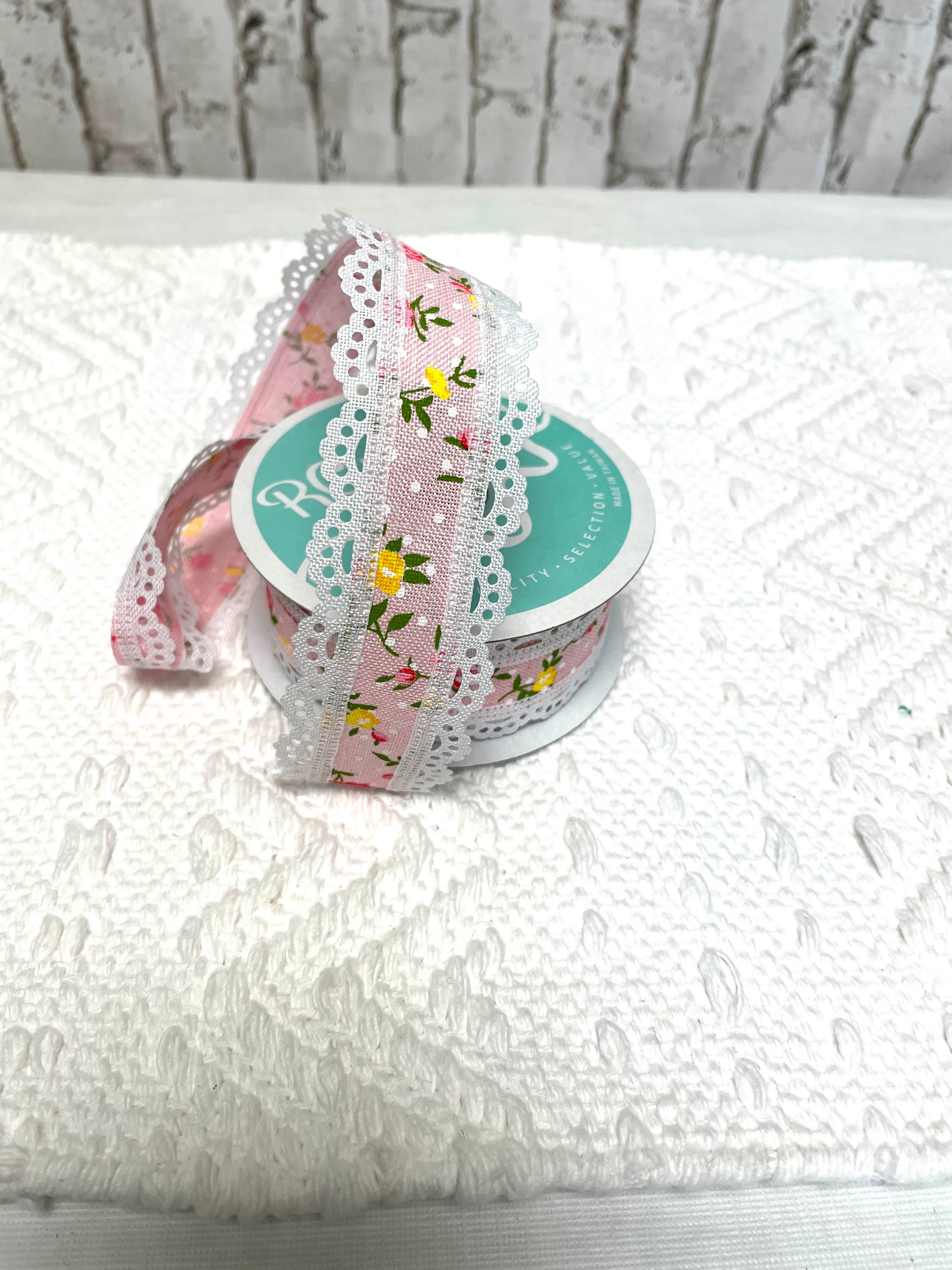 Pink Vintage Floral Ribbon With Lace Trim, RGA856715, Pink Floral ...