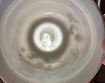 Kopje Japanse verborgen geisha-lithofaanthee Moriage-eierschaalporselein, geen schotel