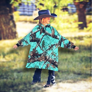 OVERSIZED GIANT Kids Fleece Hooded Blanket Turquoise Tree Camo Super Plush Full Body Wearable Blanket Great Christmas Gift for Hunting Kid