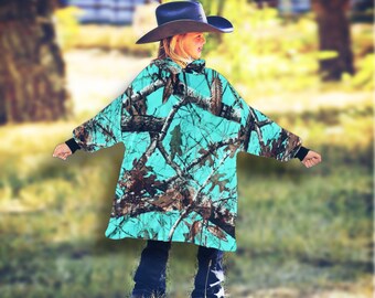 OVERSIZED GIANT Kids Fleece Hooded Blanket Turquoise Tree Camo Super Plush Full Body Wearable Blanket Great Christmas Gift for Hunting Kid