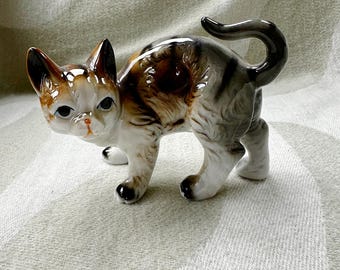 ☆レスリーアン☆ダンバリーミント☆磁器製猫ちゃんのマグカップ　　2480-6