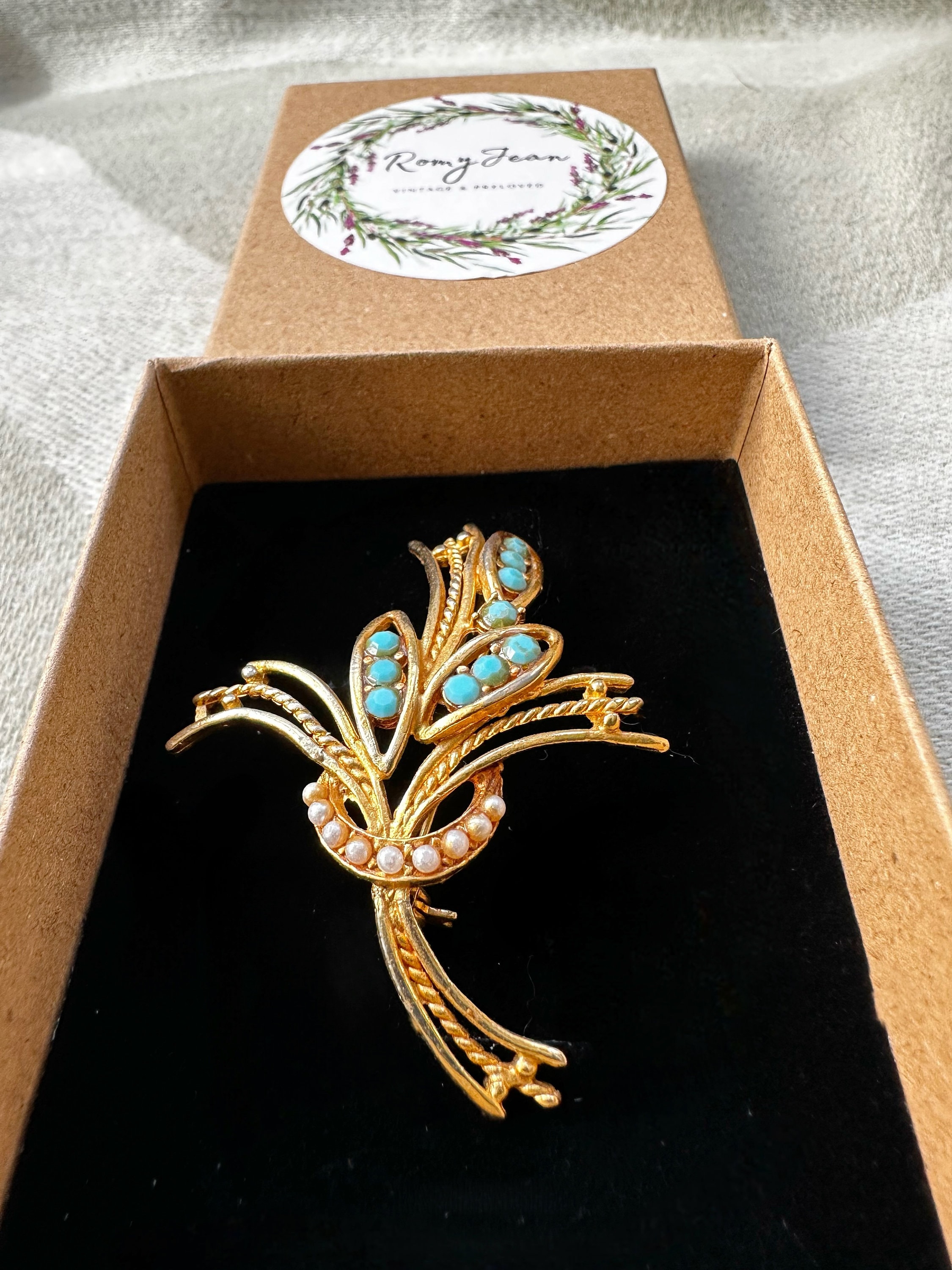 Vintage Turquoise & Pearl Brooch