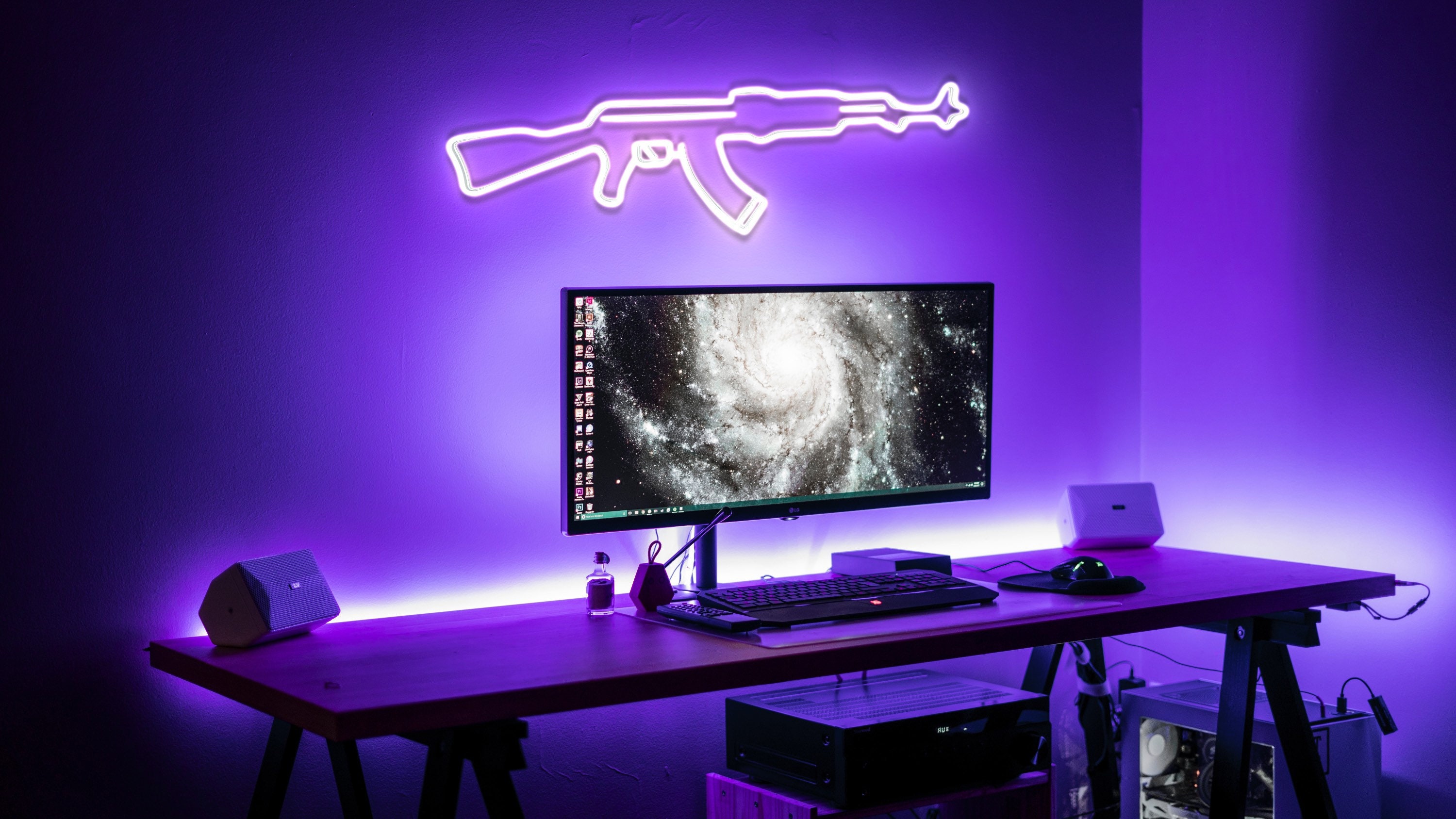 Custom Neon sign for your Game Room | Mancave Neon Sign Decor Custom Gift | Gun Neon Sign For Wall Game Room Decoration | Decor Neon Sign