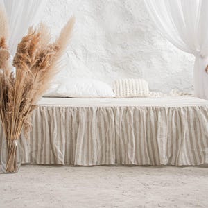 Striped Linen Bed skirt Ruffle Bedskirt Ruffled bed skirt Stonewashed Bedskirt Linen Bedding Bed skirt with dust ruffle Queen bedskirt