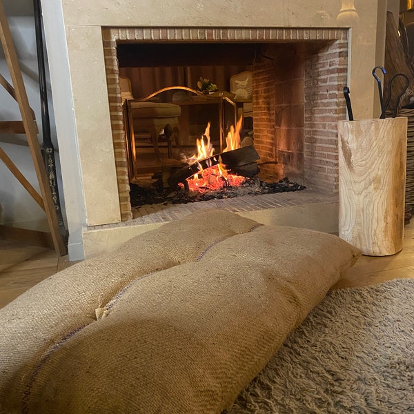 Pouf en toile de jute