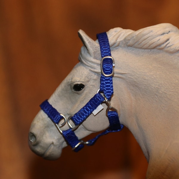 Schleich/Collecta Realistic Halter (larger models)
