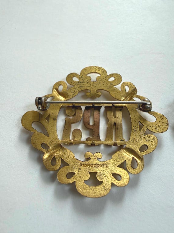 2 Monocraft Monogram Brooches Silver Tone Gold Tone Metal Costume Jewelry Early 1930’s View 3